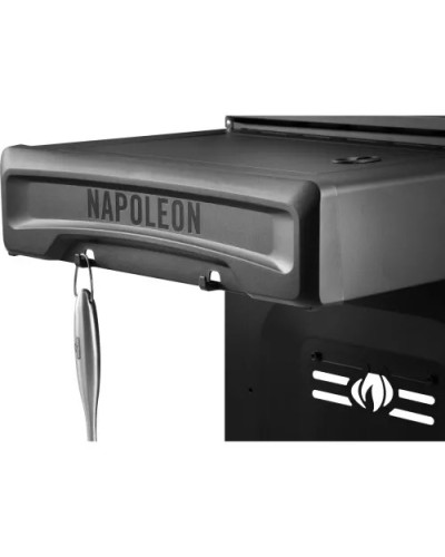 Газовий гриль-планча Napoleon Phantom Rogue PRO 30